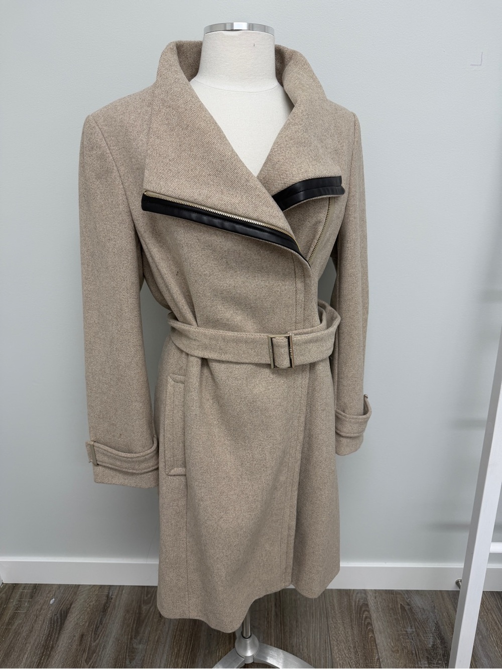 Calvin Klein Wool Coat Size 14 oatmeal, never worn